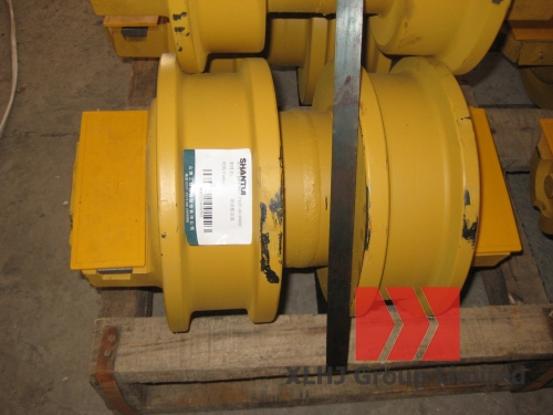 Каток опорный двубортный для бульдозера SHANTUI SD16