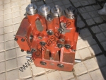 Клапан управления поворотом и торможением 0T12200
